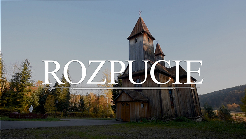 ROZPUCIE – Rzymskokatolicki Kościół Filialny p.w Krzyża Świętego i NPM Królowej Polski