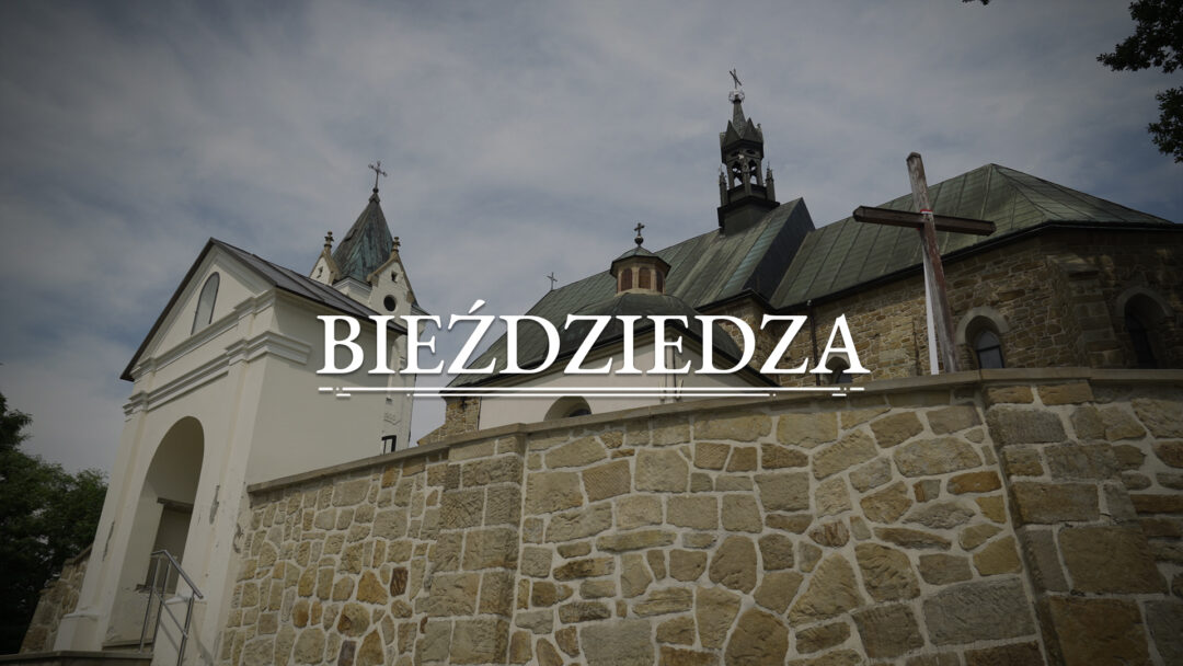 BIEŹDZIEDZA – Kościół pw. Trójcy Świętej